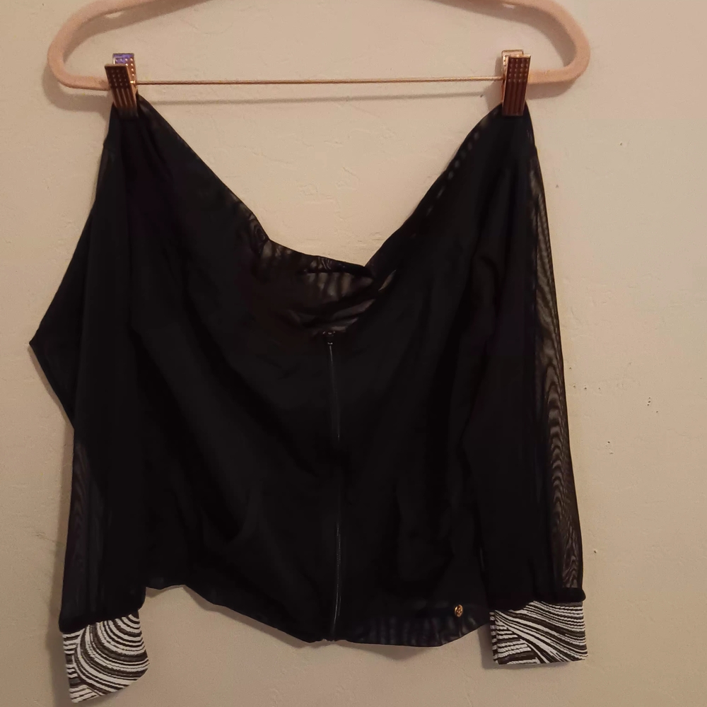 Sol Beauty And Care Net Top Curvy Fit Camila Black Zip Sexy Workout Off Shoulder